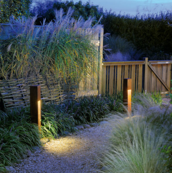 Lampa-ogrodowa-Rusty-Slot-80 Europejski potentat rynku oświetleniowego przyśpiesza ekspansję w Polsce